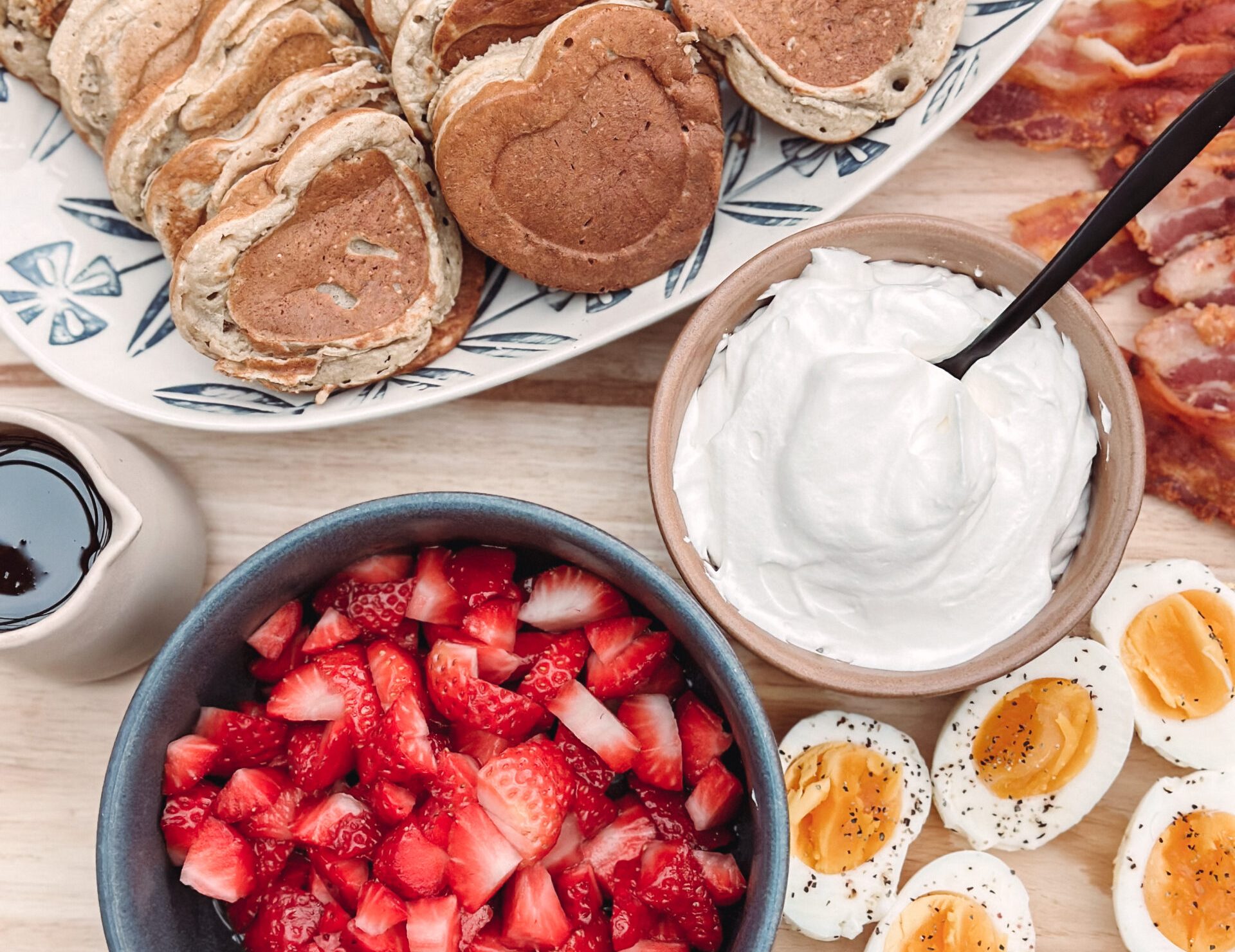 Banana Oatmeal Pancakes